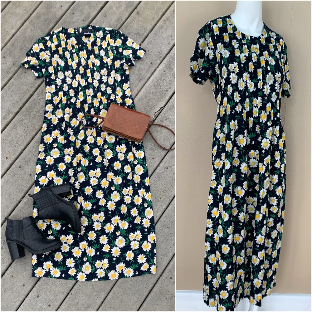 Vintage 90s Sunflower Maxi Dress | Scoop Neck, Short Sleeve Grunge Midi Dress